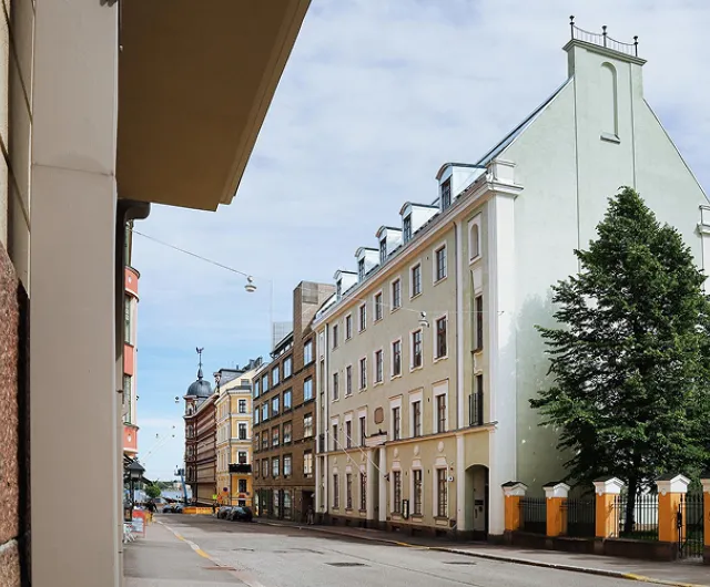 Tieteiden talo, Kirkkokatu