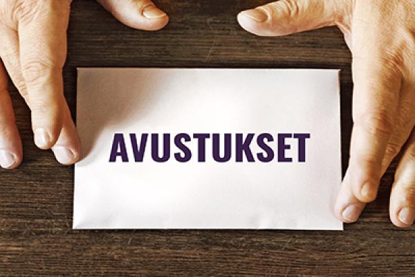 Kirjekuori, jossa lukee avustus